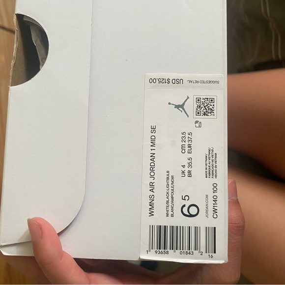 Nike air jordans - Picture 6 of 6